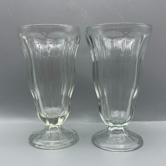 Libbey Footed Clear Glass Milkshake/Sundae Glasses (set of 2) - Picture 1 of 5